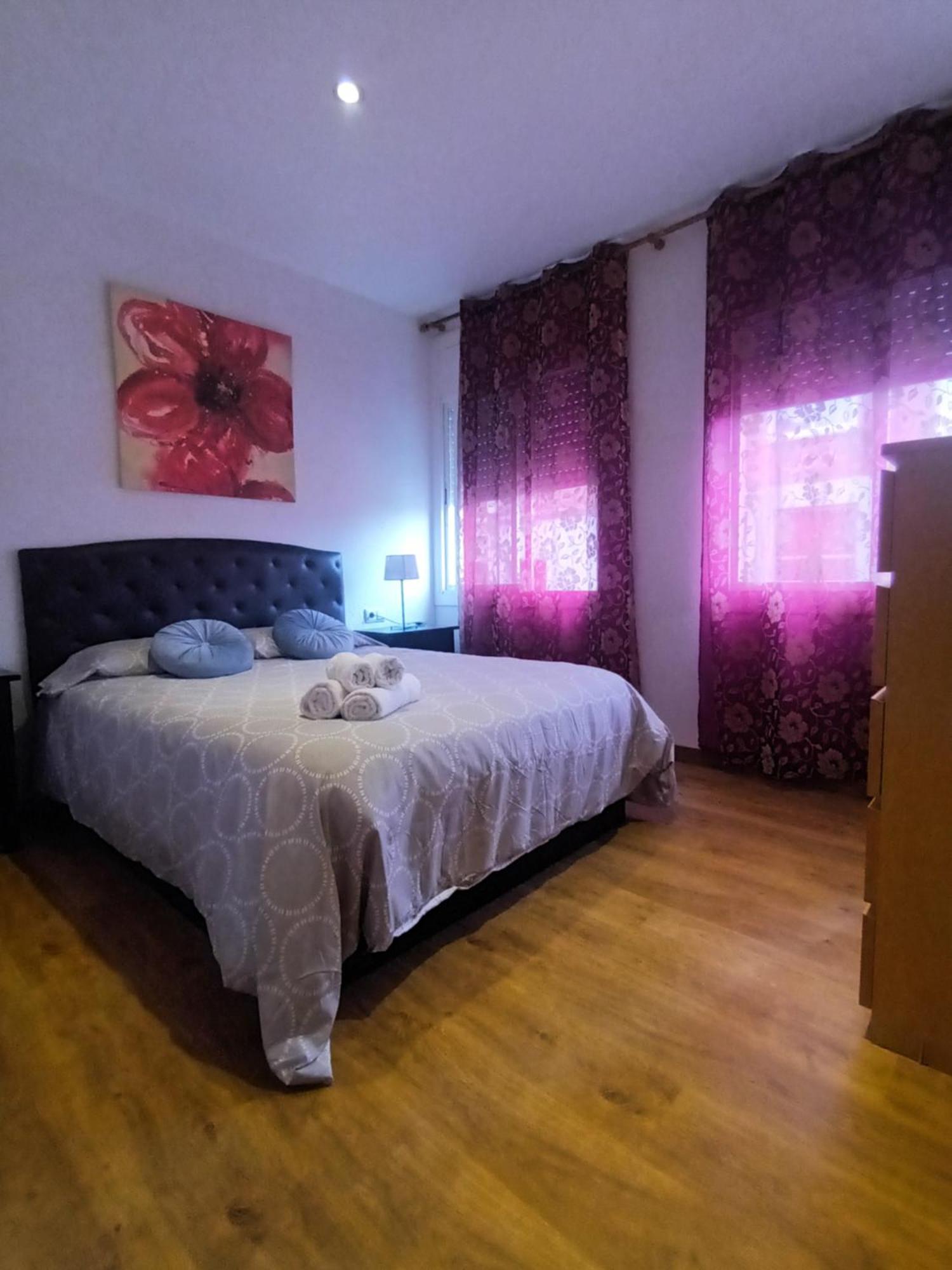 Apartamento Paris L'Hospitalet de Llobregat Exterior foto